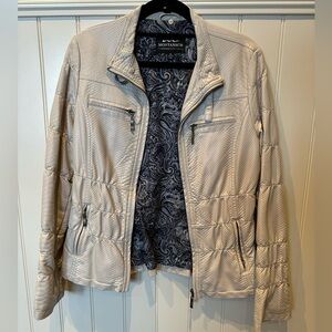 MONTANACO Ladies Women’s Size Extra Small Cream Faux Leather Jacket